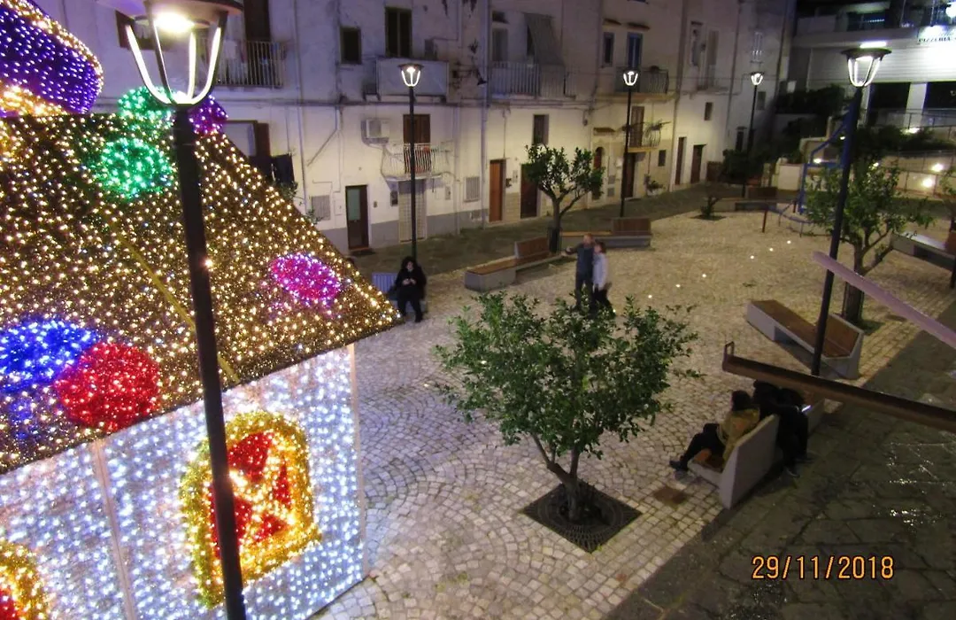 In Piazzetta-1