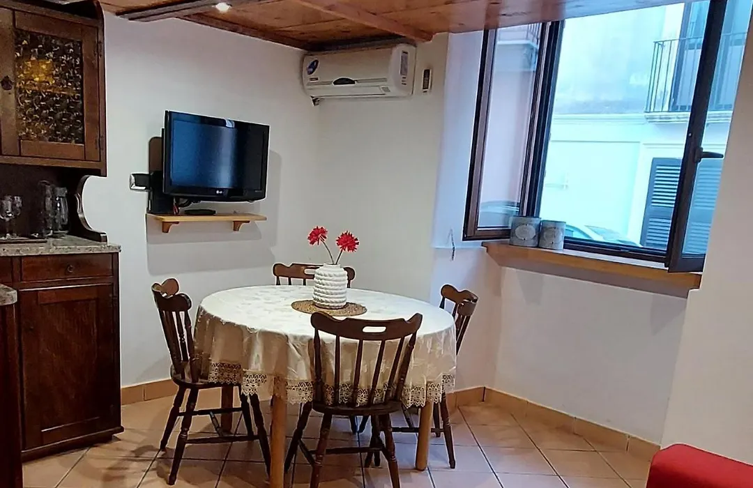 Casa Enea-1