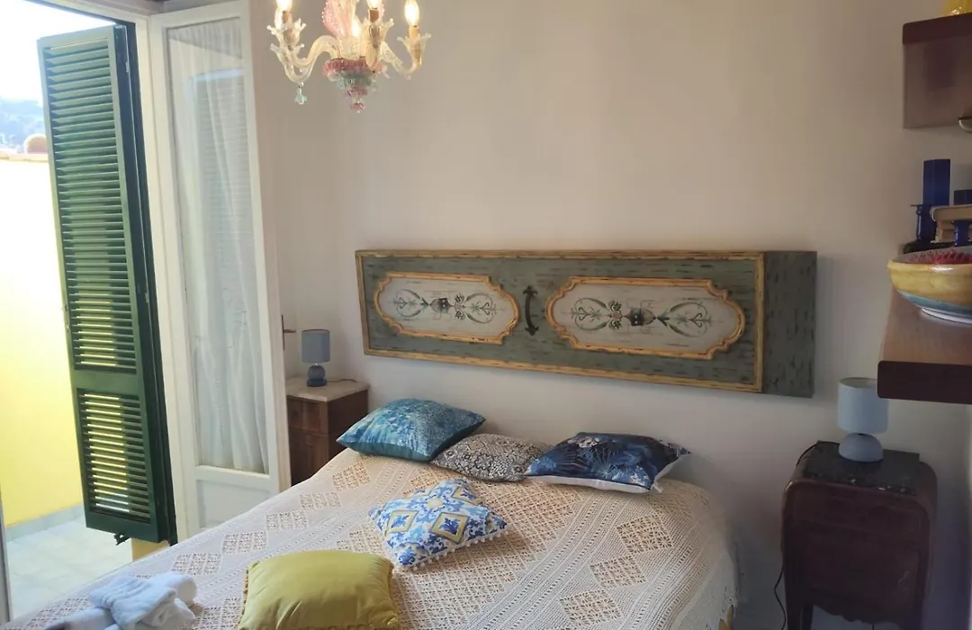 Di sole e d’azzurro - sea view-1