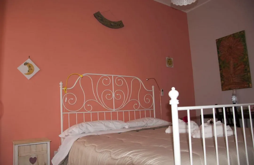 Velia B&B-1