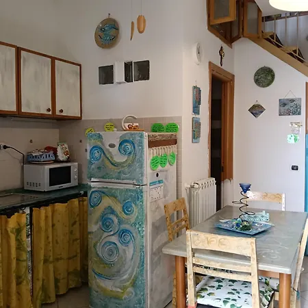Little Art House-3