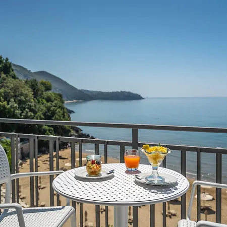 Summit Hotel-3